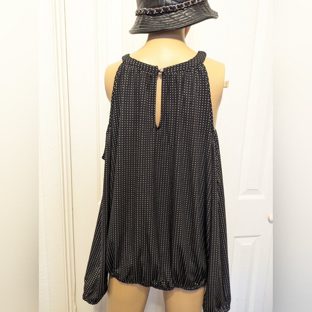 Michael kors cold shoulder smock long sleeve Black rhinestone size PXL. - Picture 3 of 9